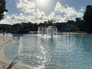 Apartamento à venda com 2 suítes no condomínio Illoa Residence
